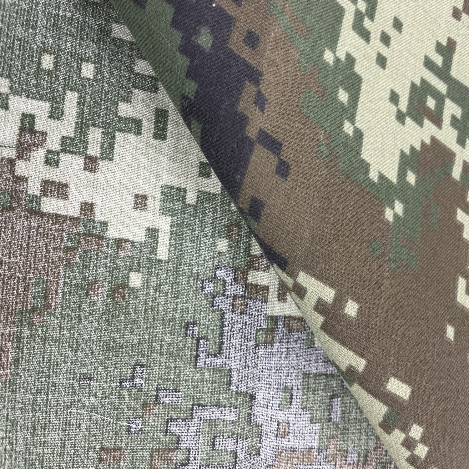 Tela ignífuga con estampado de camuflaje de metaaramida de 180 g/m²