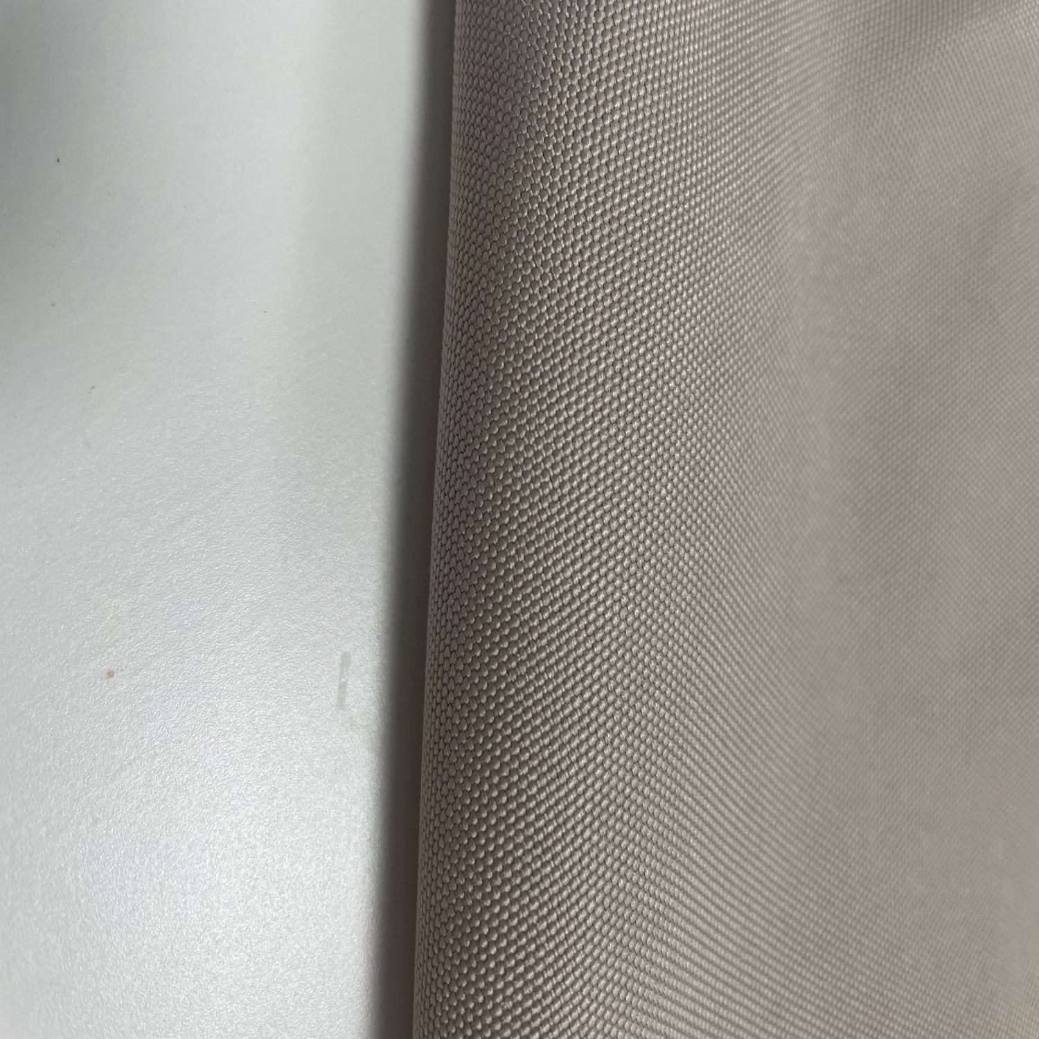 Tela Oxford de filamento de poliéster retardante de llama 600D