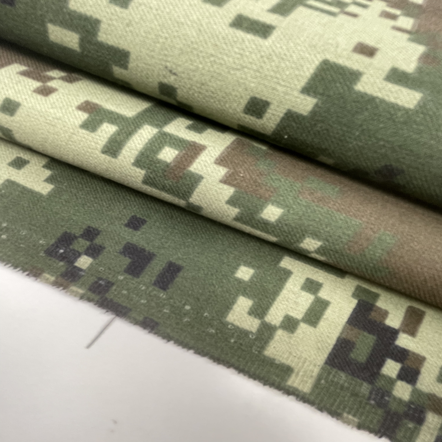 Tela ignífuga con estampado de camuflaje de metaaramida de 180 g/m²